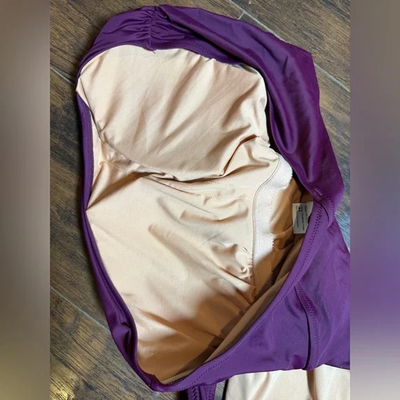 J. Crew Ruched One-Shoulder One-Piece
Swimsuit Iris Purple 14 UPF 50 Padding - Picture 9 of 12